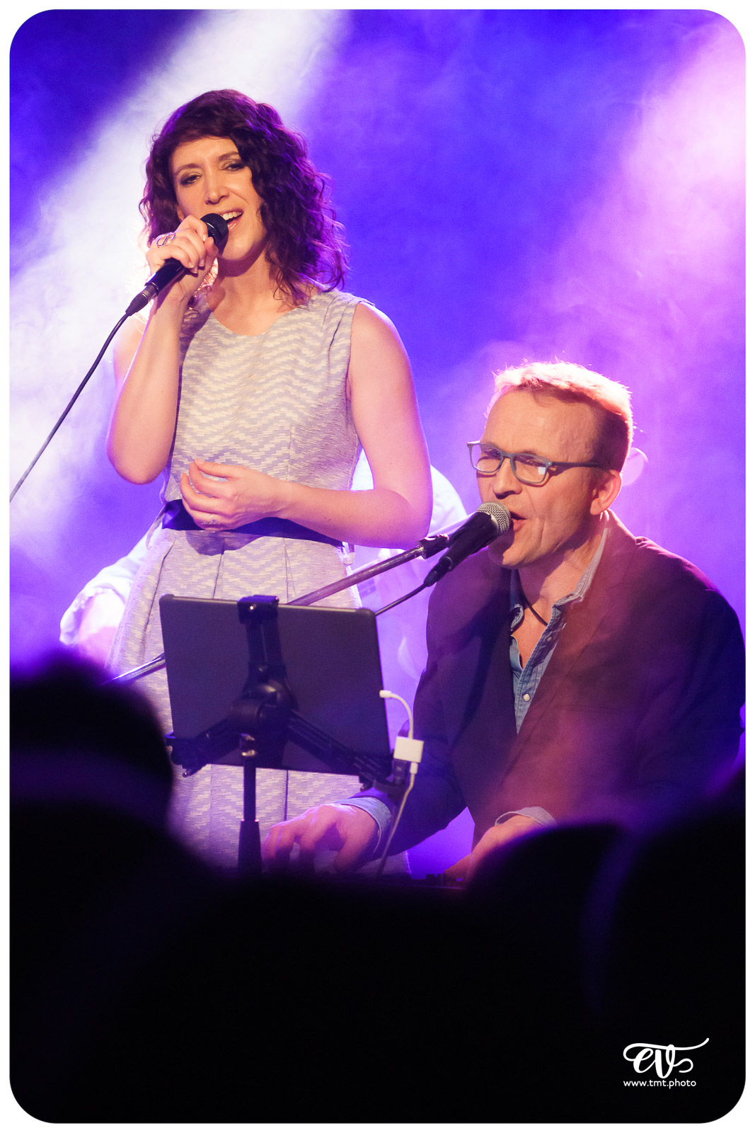 SERGE, ELEGANCE ACOUSTIQUE